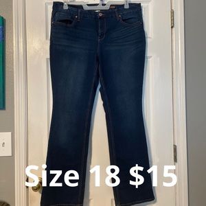 Dark blue jeans never worn